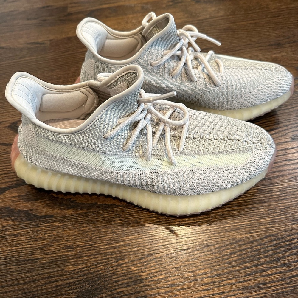 Yeezy Boost 350 V2 Citron Size 8.5
